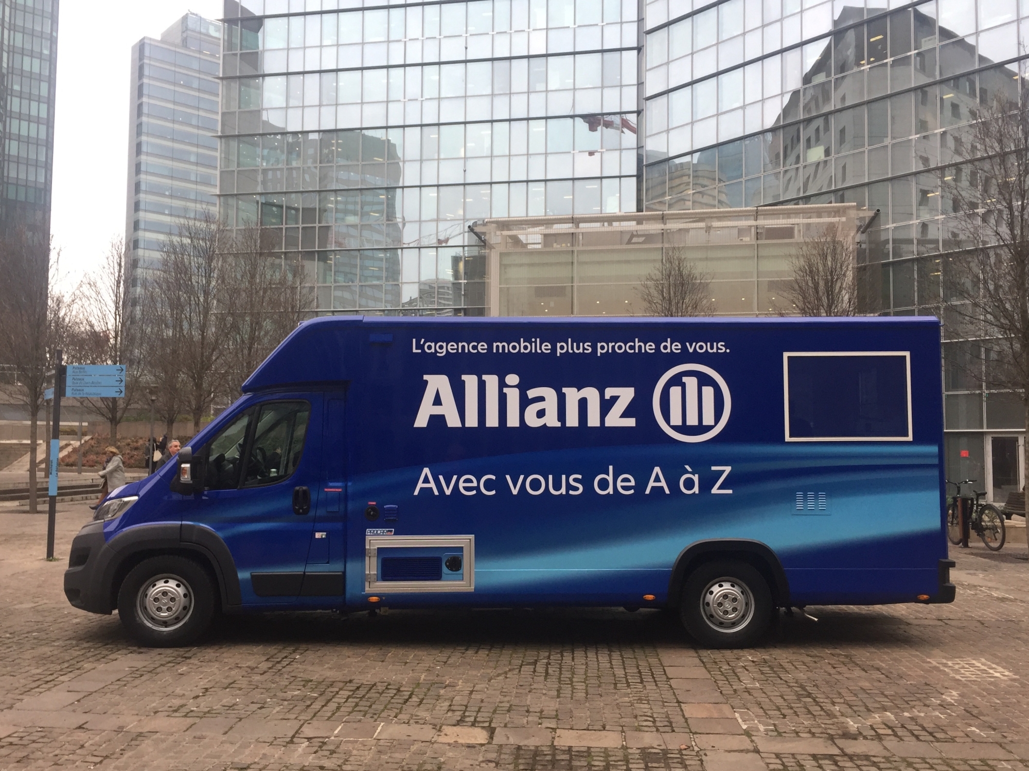 Allianz France innove et lance sa première Agence Mobile avec son réseau d’Agents Généraux