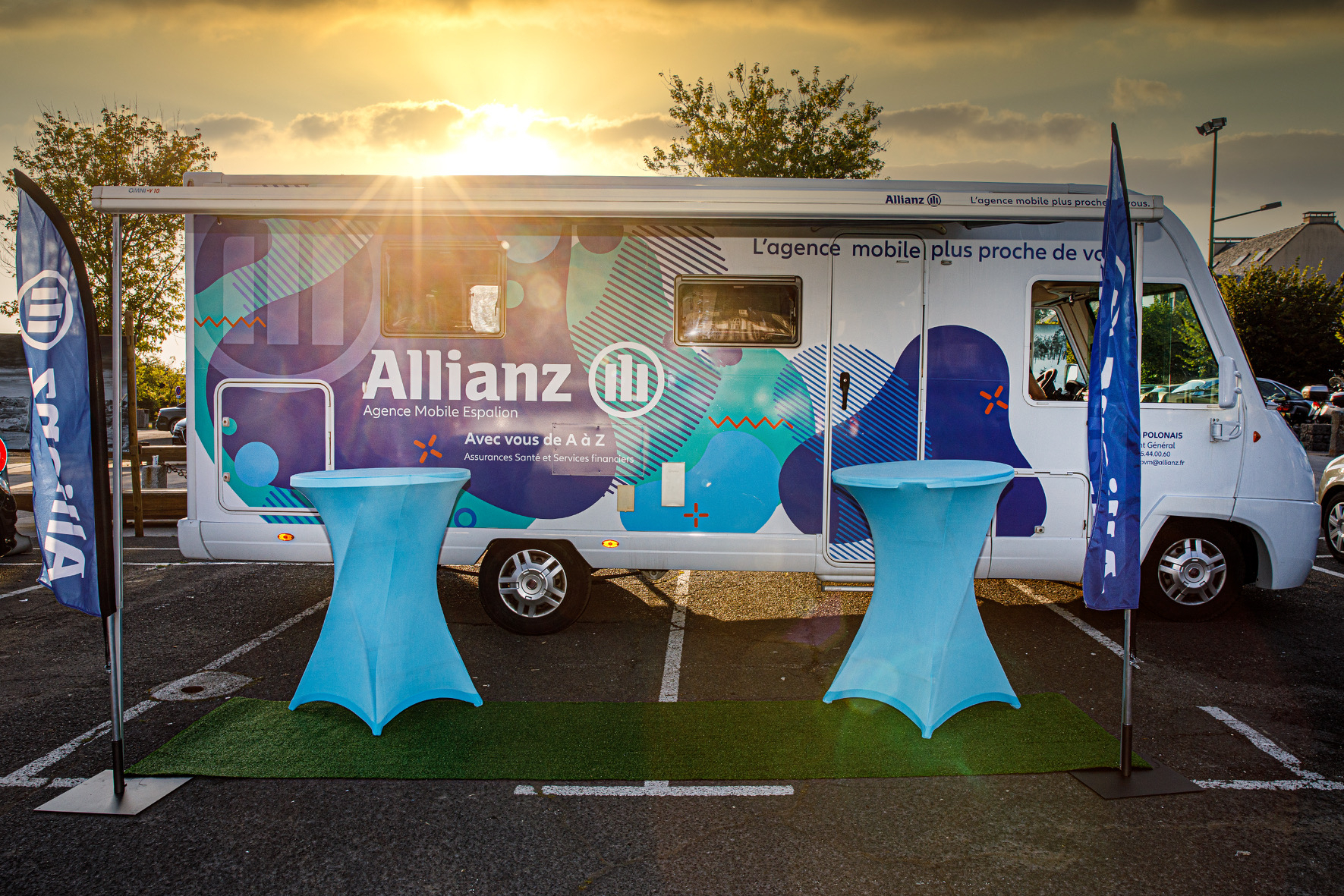 Une nouvelle agence mobile Allianz France sillonne les routes de l’Aveyron pour offrir un service de proximité aux communes dépourvues d’agence d’assurance