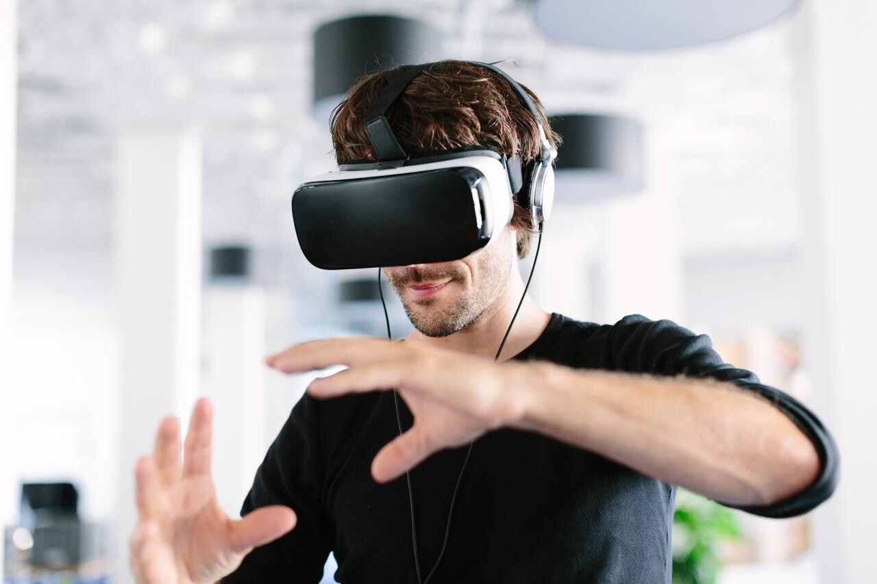 « Aidants : tous concernés ! », une immersion en réalité virtuelle dans le quotidien des salariés aidants